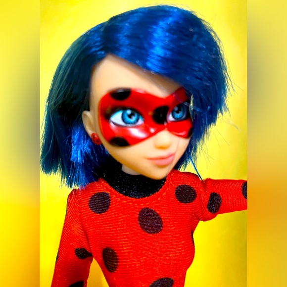 MIRACULOUS LADY BUG CAT NOIR THE MOVIE COLLECTIBLE FASHION DOLL BLUE HAIR 10.5” - Picture 4 of 11